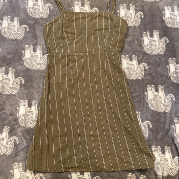Tilly's Dresses & Skirts - Green and white striped dress
